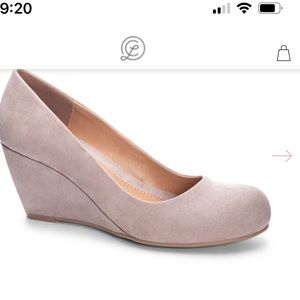 Chinese Laundry Nima Wedge